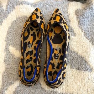 Rothy’s big cat points size 10